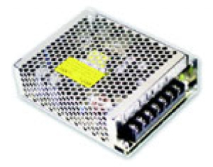 Fonte de alimentação chaveada de saída dupla 32W, 5VCC a 4A, 12VCC a 1A.