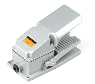 Pedal Metálico com protetor TFS-303